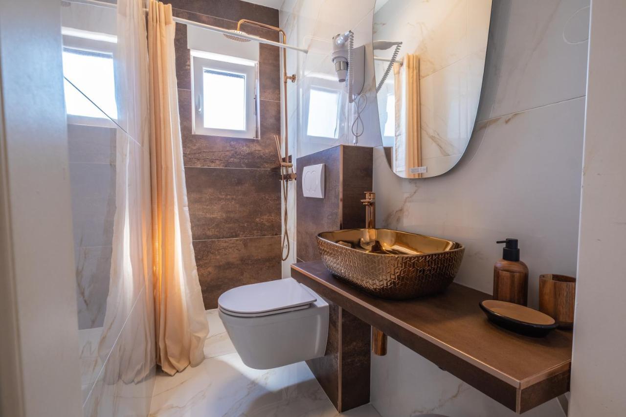 Premium Relax Rooms Novi Vinodolski Buitenkant foto